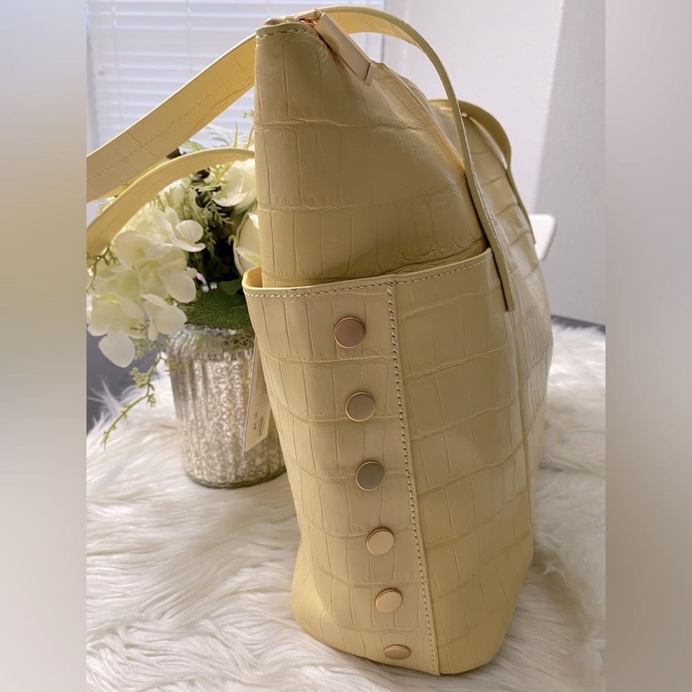 Hammitt Large Cream Tote Bag - Picture 4 of 11